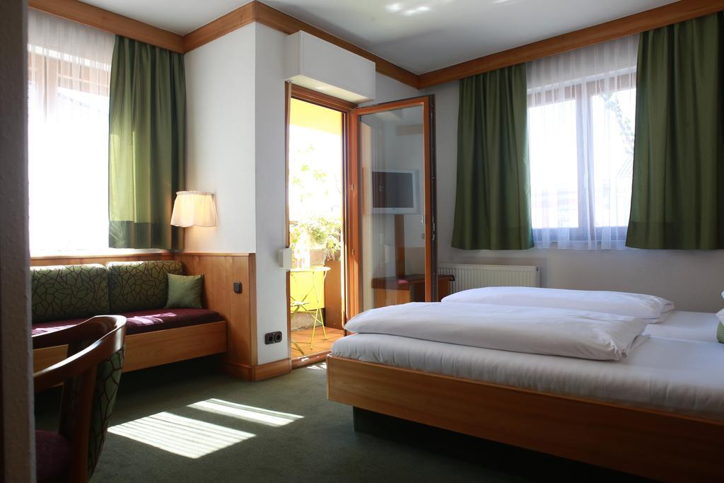 Hotel Zillners Einkehr *** Altheim Εξωτερικό φωτογραφία